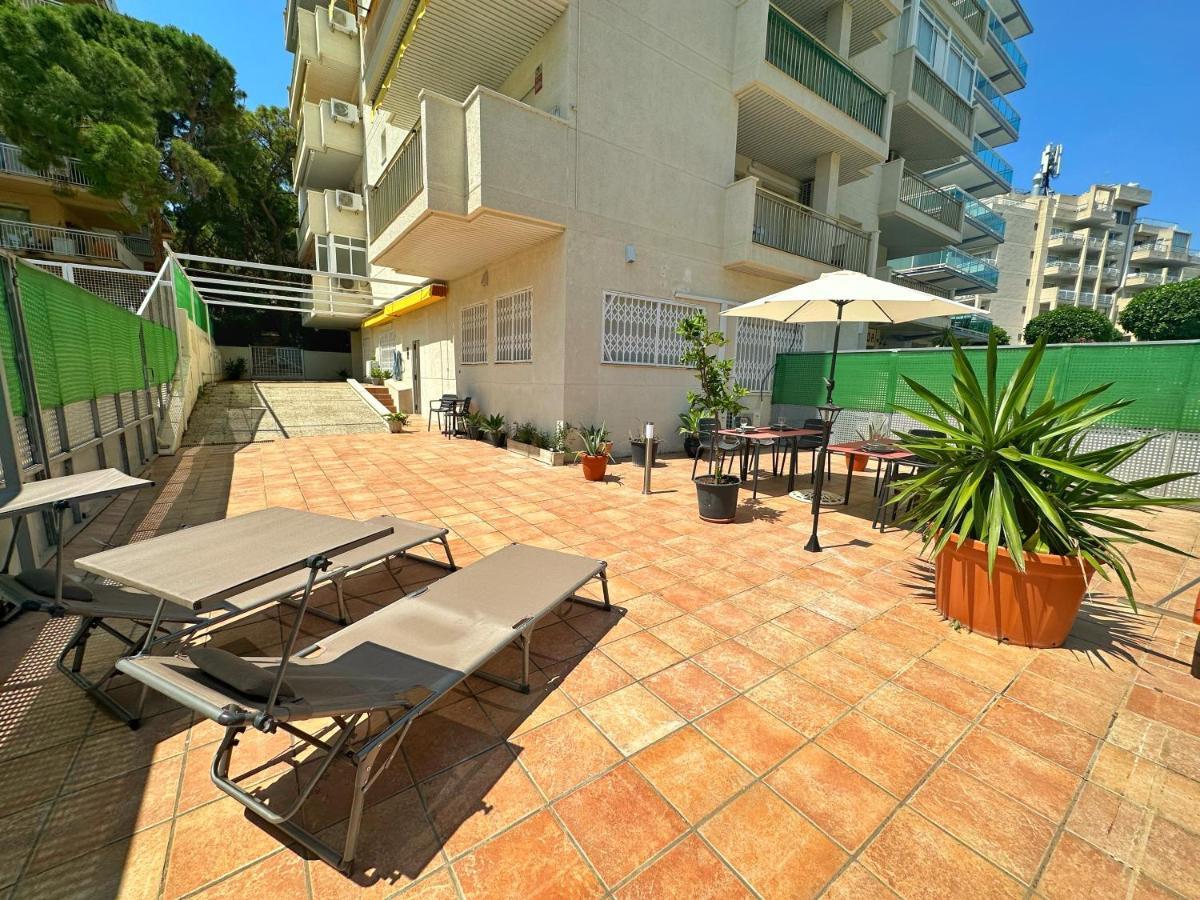 Domuum Holidays - Pino Alto Apartment ซาลอว์ ภายนอก รูปภาพ