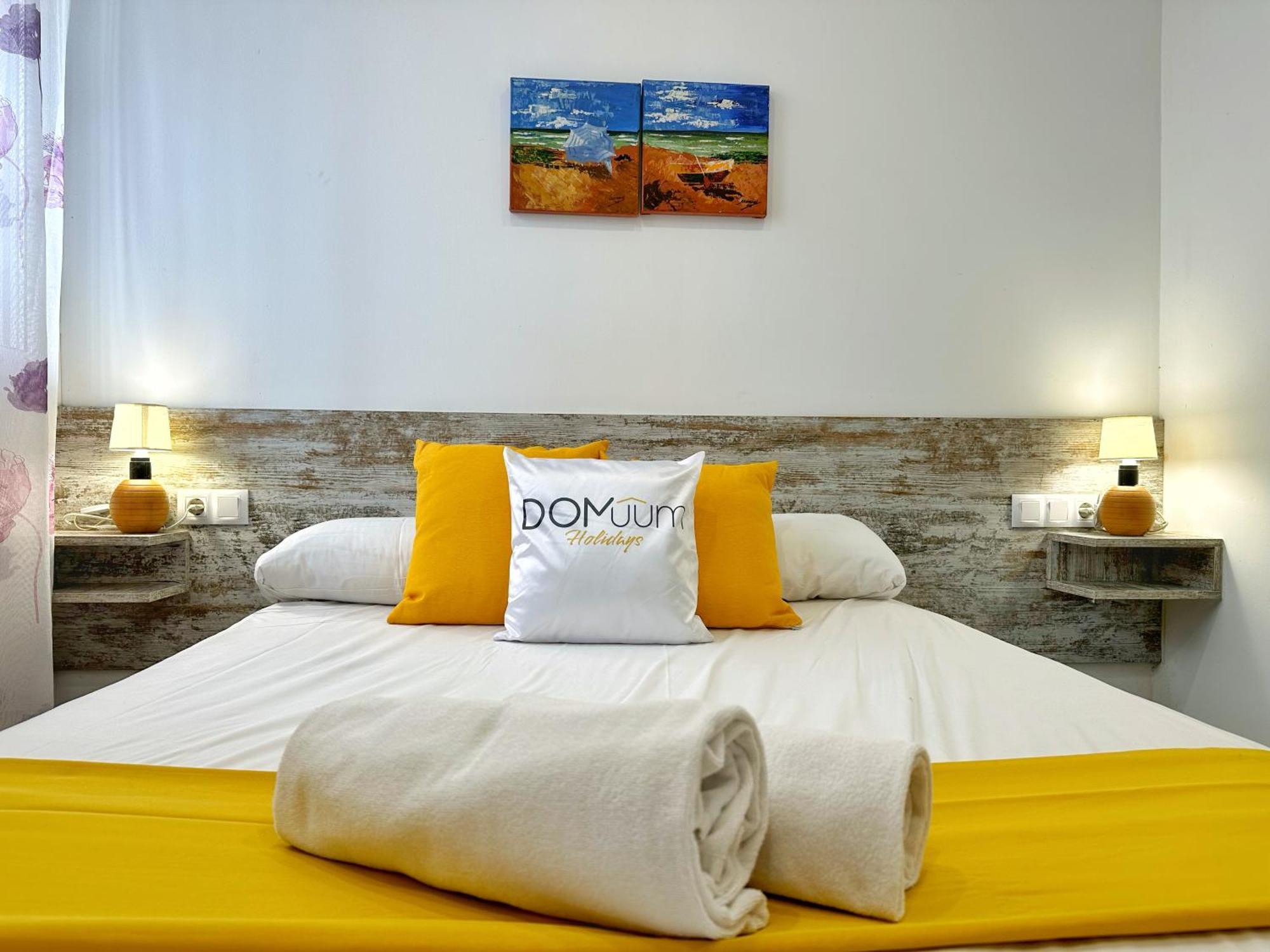 Domuum Holidays - Pino Alto Apartment ซาลอว์ ภายนอก รูปภาพ