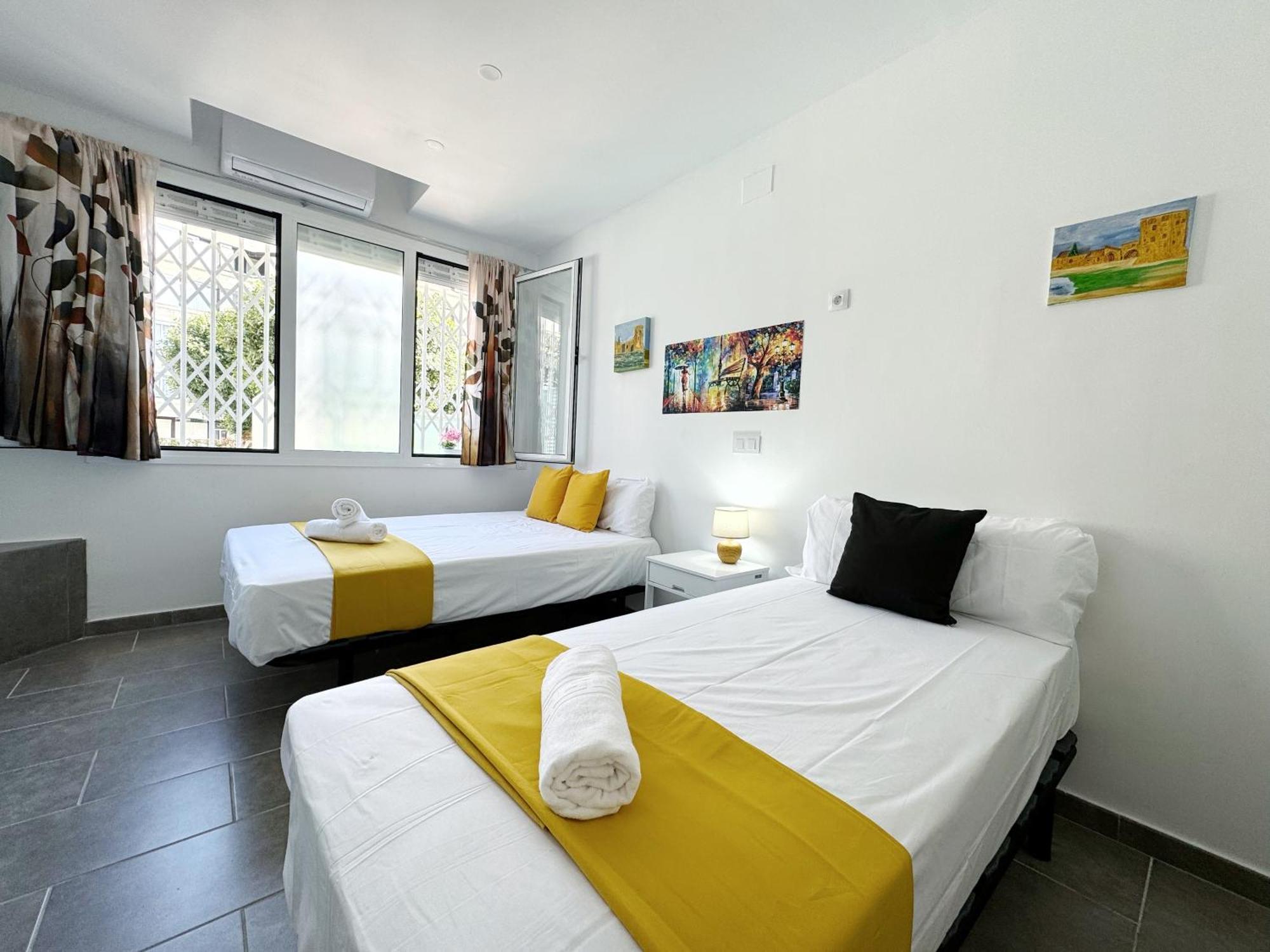 Domuum Holidays - Pino Alto Apartment ซาลอว์ ภายนอก รูปภาพ
