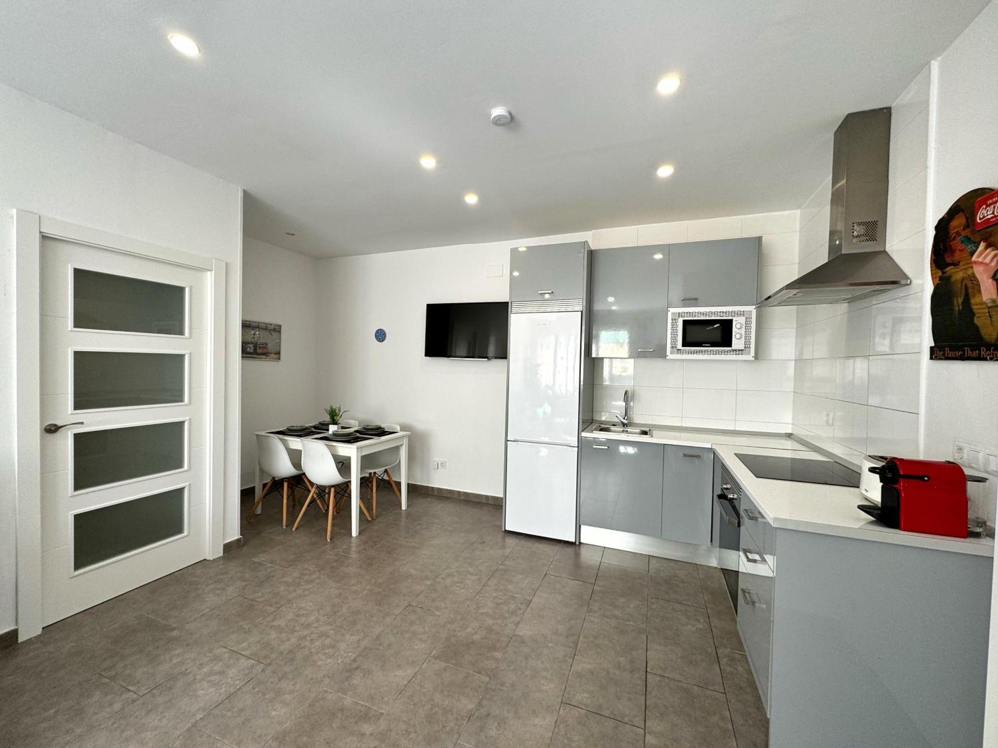 Domuum Holidays - Pino Alto Apartment ซาลอว์ ภายนอก รูปภาพ